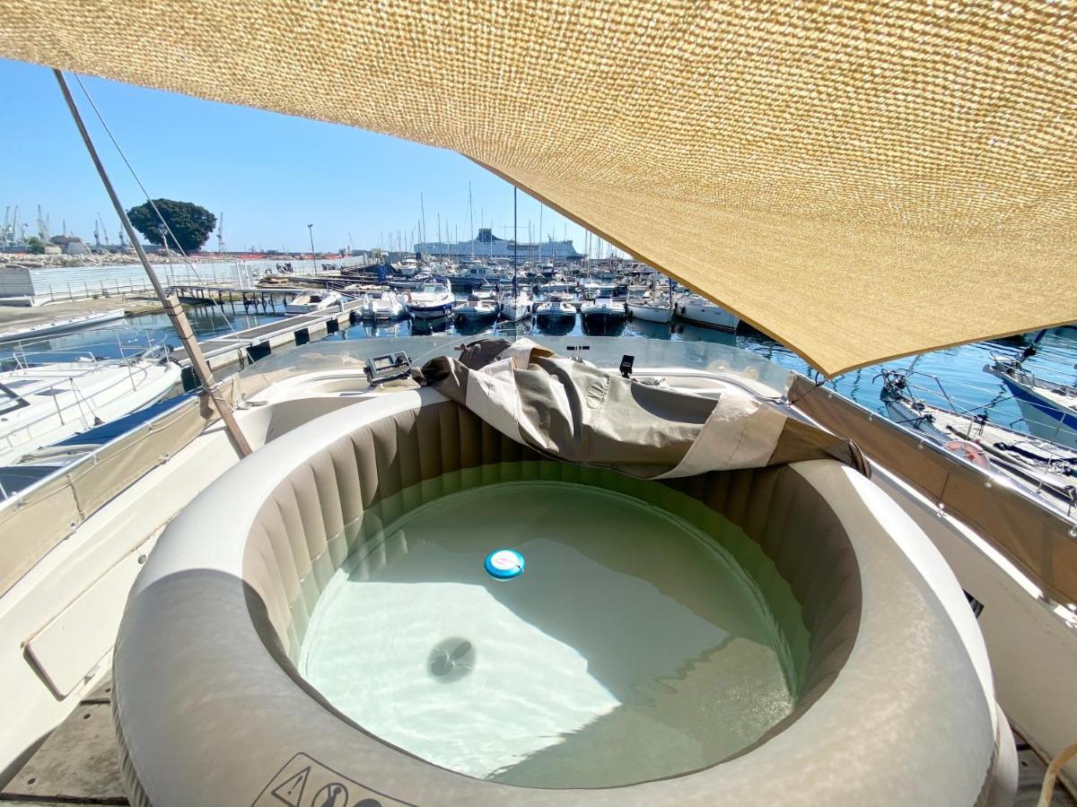 Panaby Houseboat Hotel Palermo Esterno foto